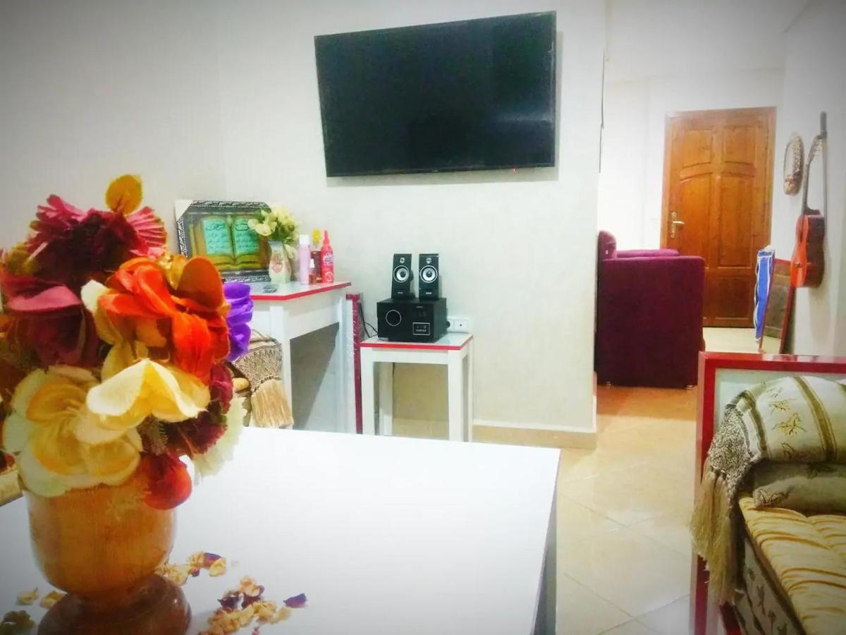 Nice Apartment Near The Train Station 梅克内斯 外观 照片